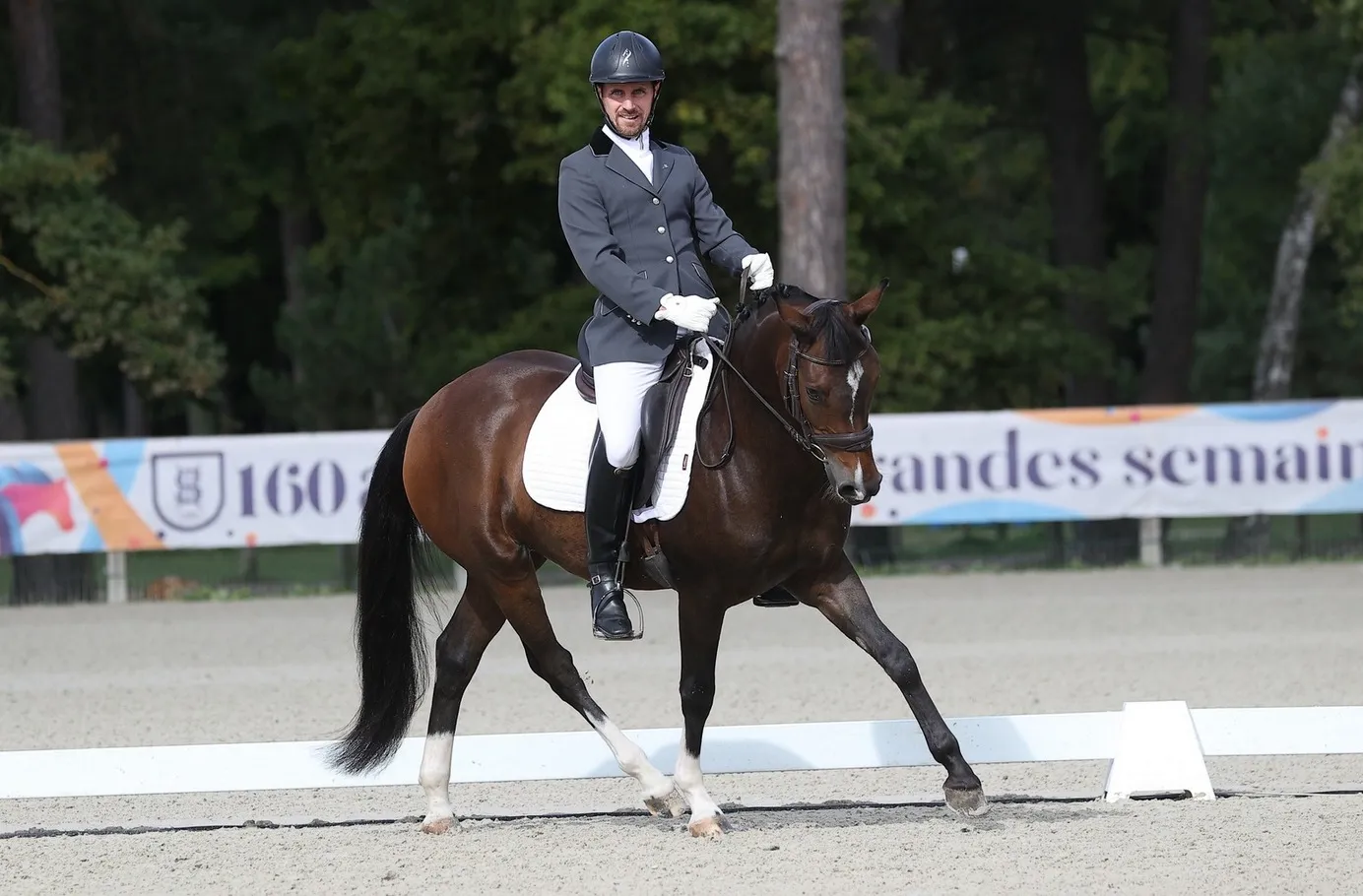 Contre seulement deux autres concurrents, Havanero EHW a remporté la finale des six ans avec Ludovic Chéron.
