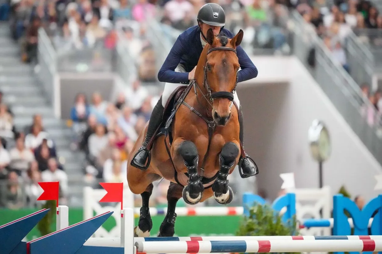 Grégory Wathelet et Bond Jamesbond de Hay ont complété le podium.