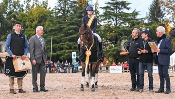 Caroline Harris et D. Day ont remporté le CCI 5*-L de Pau