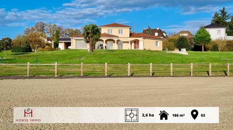 Propriété équestre de 2,6 hectares.