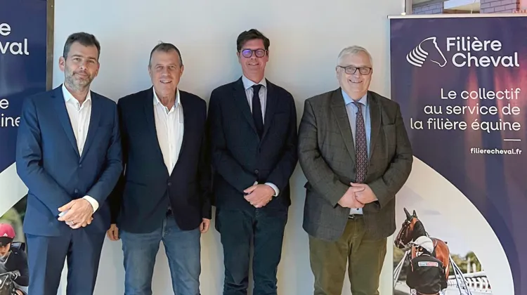 De gauche à droite : Frédéric Bouix, Michel Guiot, Anthony Baudouin et Olivier de Seyssel.
