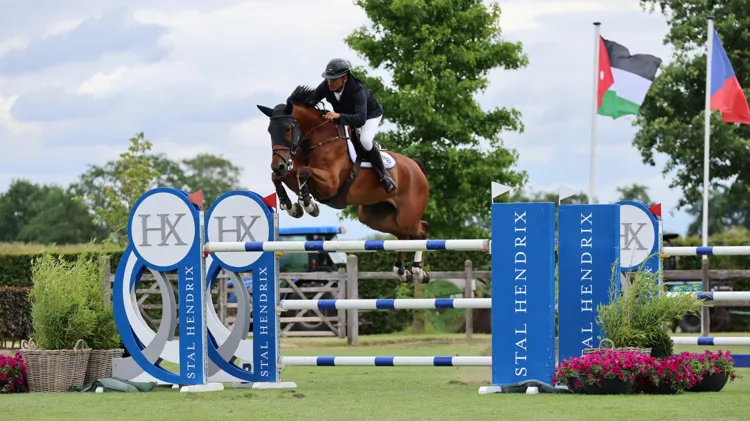 Mariano Martinez Bastida naar winst met Escalante Van ’t Beaukeshof Z