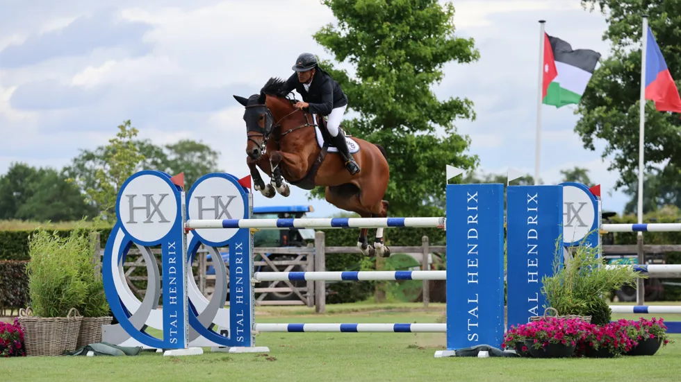 Mariano Martinez Bastida naar winst met Escalante Van ’t Beaukeshof Z