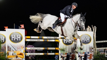 Ludo Philippaerts est ici sur Laurier, qui lui a permis de prendre part à la Coupe du monde Longines de La Corogne en décembre. 