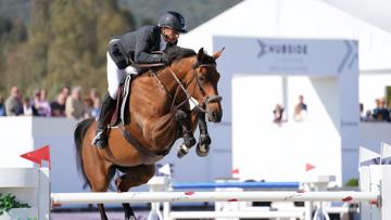 Parmi ses jeunes montures, Julien Épaillard fonde de grands espoirs en Caracole de la Roque, deuxième du Grand Prix CSI5* de l’Hubside Jumping, le 17 avril à Grimaud.