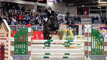 Jericho de Hus a remporté le Masters des six ans sous la selle de Leah Stack