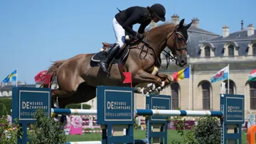 Alexa Ferrer et Vitalhorse Fleur d'Oz ont remporté le prix Demeures de Campagnes, premier temps fort du CSI 4* de Chantilly Classic.