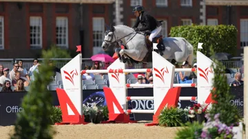 Piergiorgio Bucci et Pallieter van de N.Ranch ont remporté la première épreuve à 1,60m de la journée. 
