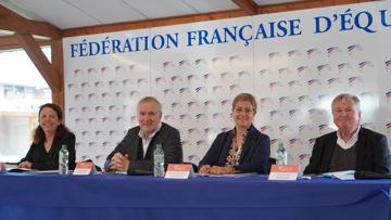 De gauche à droite : Valérie Dalodier, présidente du CNTE, Serge Lecomte, président de la FFE, Marie-Laure Deuquet, secrétaire générale de la FFE, et Olivier Klein, trésorier adjoint de la FFE.