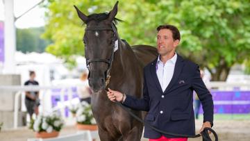 Dexter Fontenis, ici aux Européens de Milan, est le troisième cheval de Simon Delestre inscrit sur la liste À Cheval pour Paris.