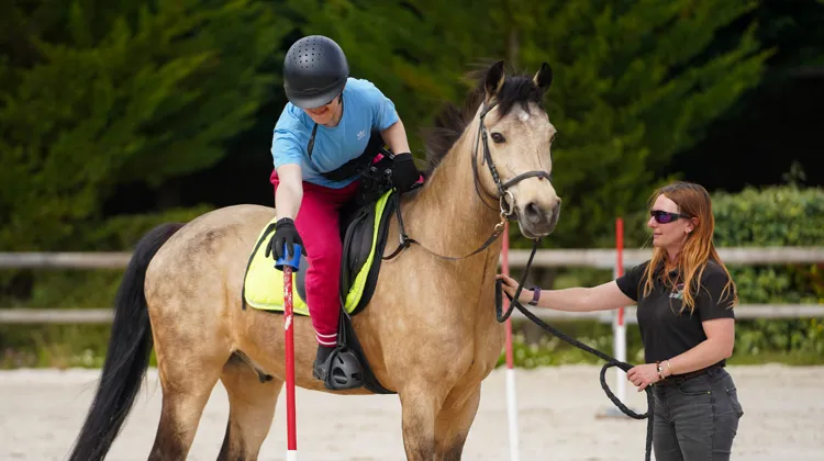 La FFE encadre désorrmais la pratique de la para-équitation adaptée