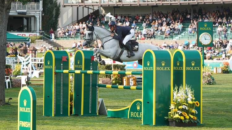 Olivier Robert et Vangog du Mas Garnier dans le CSIO 5* de Calgary