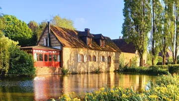 Le Domaine des Trois Chevaliers offre un cadre élégant et authentique pour des événements inoubliables.