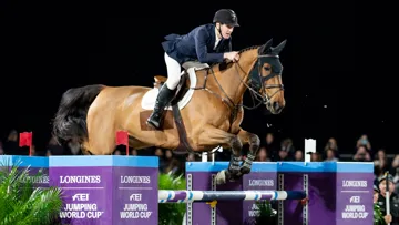 McLain Ward et High Star Hero ont gagné leur premier Grand Prix de niveau 5* cette nuit en Californie.