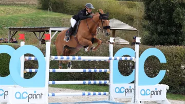 Stéphanie Hennequin et Jheevana Hero mis à l’amende la concurrence hier en Picardie.