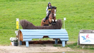 Alexis Goury et Colorée de Poteau aborderont l’hippique en tête demain en Corrèze.