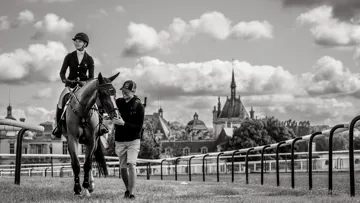Chantilly Classic présenté par Al Shira'aa, théâtre de la grande finale du Dada Challenge Tour, du 9 au 12 juillet 2026. À l'issue du circuit, les trois meilleurs cavaliers amateurs y concourront aux couleurs Dada Sport.