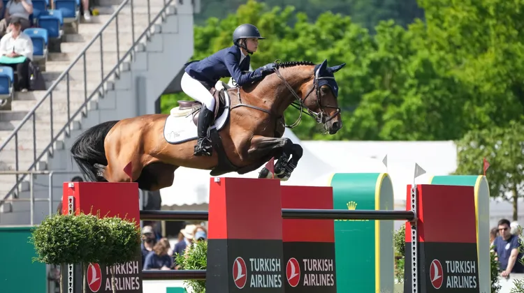 Lillie Keenan et Kick On lors du CSI 5* d'Aix-la-Chapelle.