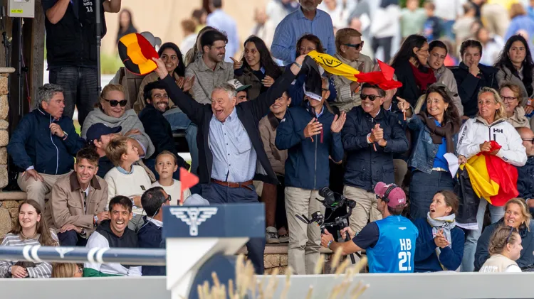 Belgische supporters tijdens het EK jumping