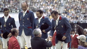 Marcel Rozier, Michel Roche, Marc Roguet et Hubert Parot avaient notamment été félicités par le prince Philip, duc d’Édimbourg et époux de la reine Élisabeth II.