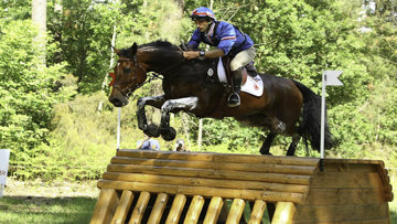 Piaf de B'Neville et Astier Nicolas, pas loin de la victoire à Saumur!