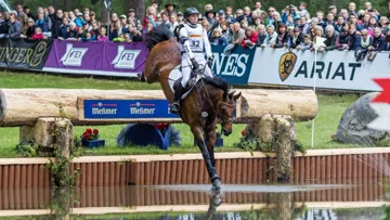 Ingrid Klimke et sa jeune Escada JS ont pris les devants à l'issue du cross du CCI 4* de Luhmühlen.