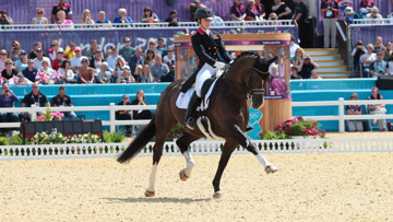 Charlotte Dujardin et son fantastique Valegro, couple champion olympique à Londres, parmi les favoris à Hickstead (photo Scoopdyga)