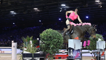 Inutile de dire que Thierry Rozier a fait un tabac en Freddy Mercury travesti en femme! Photo PSV Morel