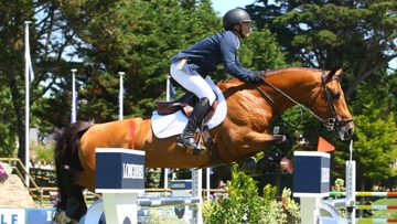 Kent Farrington, vainqueur l'an passé du Grand Prix, selle notamment Ambler Gambler avec lequel il a participé au Grand Prix du CSIO 5* de La Baule il y a quelques semaines. Photo Scoopdyga