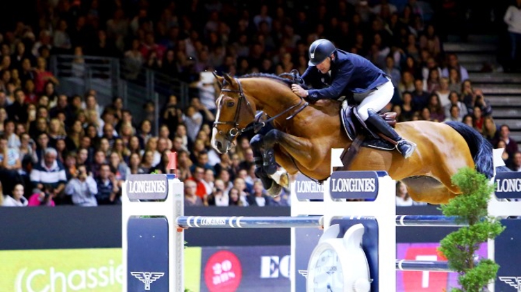 Roger-Yves Bost et Qoud?C?ur de la Loge n'ont pas trouvé d'adversaires à leur mesure, lors du CSI 5*-w de Lyon. Photo Scoopdyga