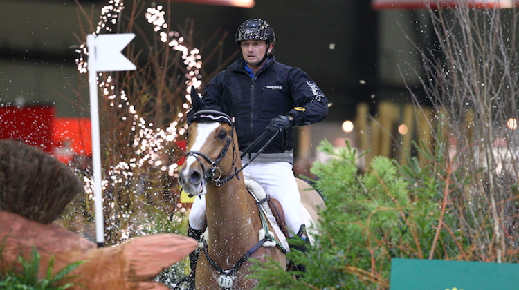 Eddy Sans et Nankin de la Hurie, déjà titrés à Bordeaux, ont récidivé ce soir à Genève. Photo Scoopdyga