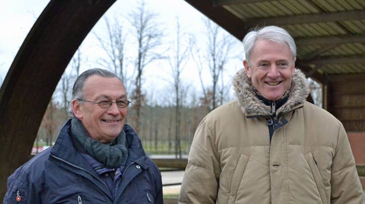 Jan Bemelmans et son nouveau chef d'équipe, Alain Francqueville, lors du premier stage avec les cavaliers français, organisé en février 2013. © Élodie Muller