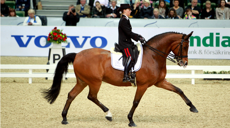 L'Italienne Valentina Truppa avec Fixdesign Eremo del Castegno tentera ce week-end de remporter la première étape du World Dressage masters. Photo Scoopdyga