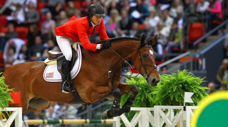 L'an passé, l'Américaine Beezie Madden en selle sur Simon, avait remporté la finale à Göteborg. Elle tentera de réitérer l'exploit cette année. Photo Scoopdyga