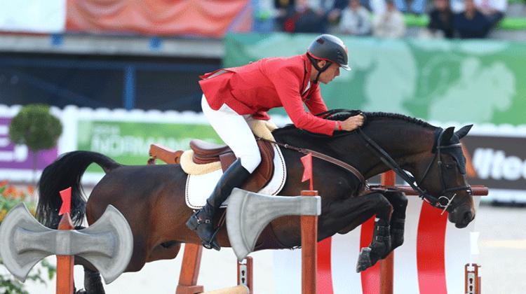 Christina Ahlmann sera présent ce week-end avec Calgary avec Codex One, qui revient tout juste des JEM où il n'avait pas pris le départ de la finale en raison soit disant d'une baisse de forme. Photo Scoopdyga