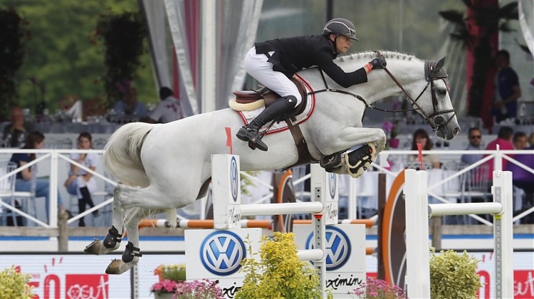 Jérome Guéry et Alicante, vainqueurs de l'épreuve majeure du jour à Chantilly.