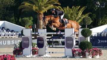 Simon Delestre et Chesall Zimequest ont fait résonner la Marseillaise ce soir sur la piste de l'Hubside Jumping de Grimaud.