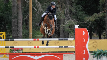 Juliette Mathieu et sa Velocita de Bedon s'imposent sur le Petit Parquet.