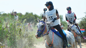 Paula Muntala Sanchez (ESP), aged 21, riding 10-year old part-Arabian Echo Falls