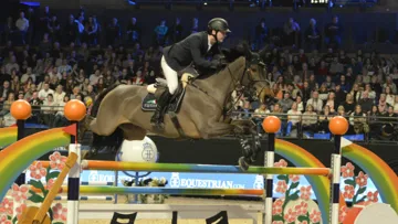 Billy Twomey and Diaghilev  win the GP at Liverpool