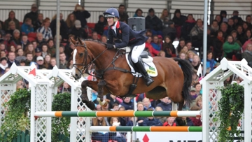 C'est la Britannique Nicola Wilson qui s'est finalement imposée au CICO 3* de Boekelo, sur Burana (ici en photo avec One Two Many, lors du CCI 4* de Badminton).