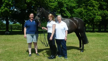 Charlotte Dicker, with mother Anne (left) & aunt Jennie Loriston- Clarke