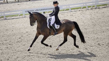 Oh yes it’s Showtime alright as Dorothee Schneider’s leading score with her fabulous gelding secured the advantage for Germany on the opening day today, as they chase down their 24th team title at the Longines FEI Dressage European Championships 2019 in R