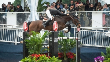 Nicole Shahinian-Simpson (USA) and Akuna Mattata put pedal to the metal to win the $36,600 Turkish Airlines Classic CSI4*-W at the Palm Beach Masters Series