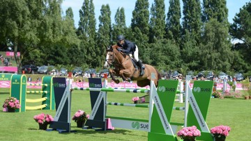 Billy Twomey et Tinka's Sérénade ont raflé la coupe dans l'épreuve phare du jour au CSI 5* de Dinard.