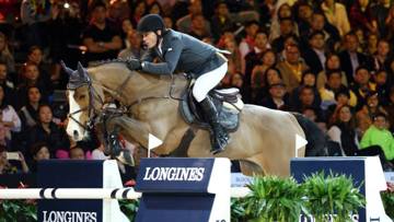 Au terme d'un barrage à onze Cameron Hanley et Antello Z ont été sacrés ce soir au CSI 5*-W de Stuttgart.