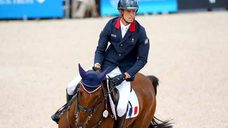 Opium de Verrières a glané le bronze par équipes aux Jeux équestres mondiaux de Tryon en 2018 à seize ans, sous la selle de Maxime Livio.
