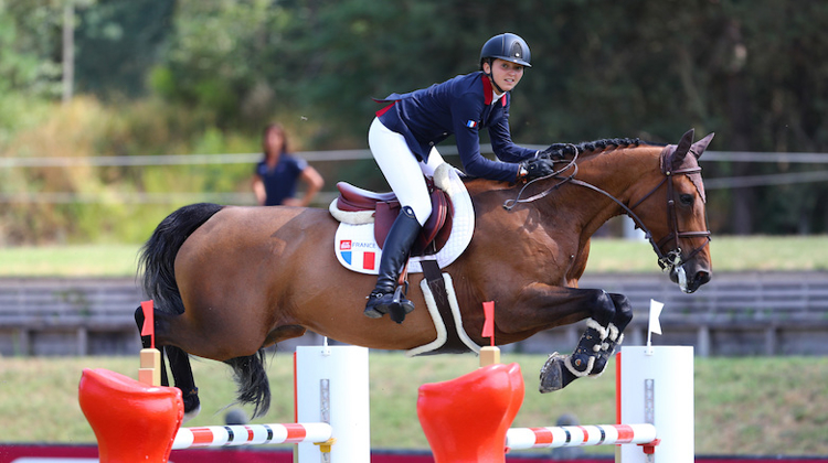 En juillet, Laura Klein avait déjà défendu les couleurs de la France aux championnats d'Europe Longines FEI de Fontainebleau.