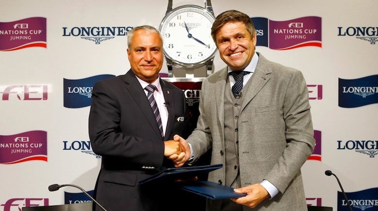 Ingmar de Vos, président de la FEI, et Juan-Carlos Capelli, vice-président et directeur international du marketing de Longines.