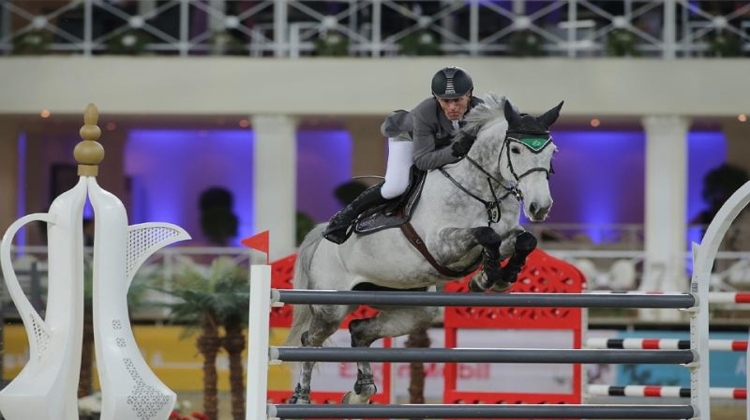 Ludger Beerbaum repartira du Qatar plus riche de 214.500?. Beau voyage. Photo Al Shaqab